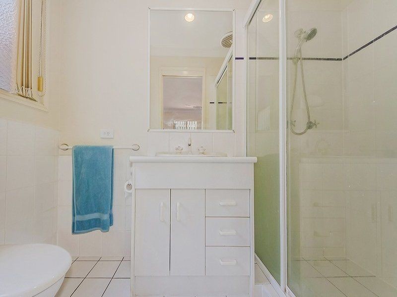 11 Etelka Way, Arundel QLD 4214