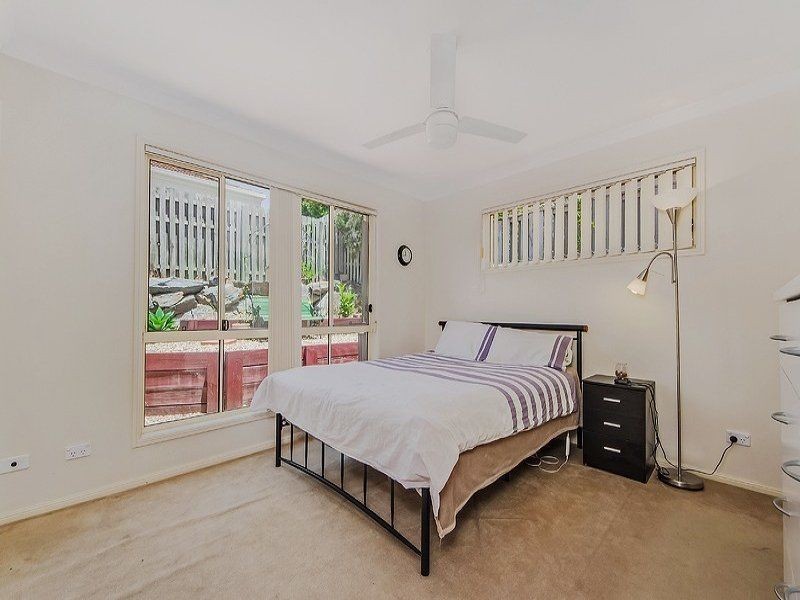 11 Etelka Way, Arundel QLD 4214