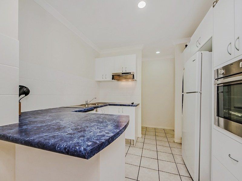 11 Etelka Way, Arundel QLD 4214