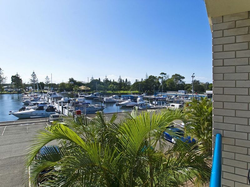 21/249 Bayview St, Runaway Bay QLD 4216