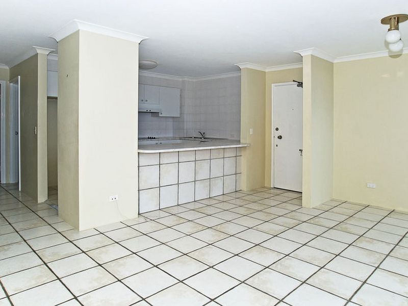 21/249 Bayview St, Runaway Bay QLD 4216
