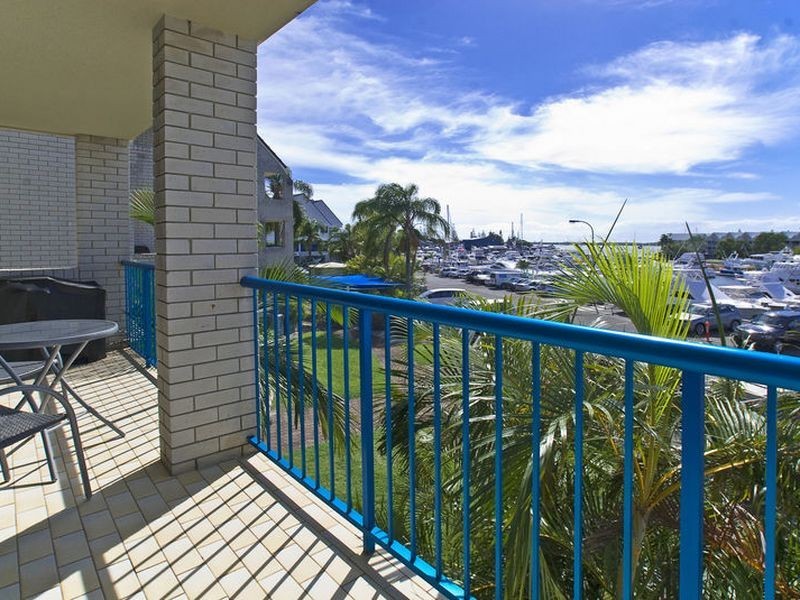 21/249 Bayview St, Runaway Bay QLD 4216