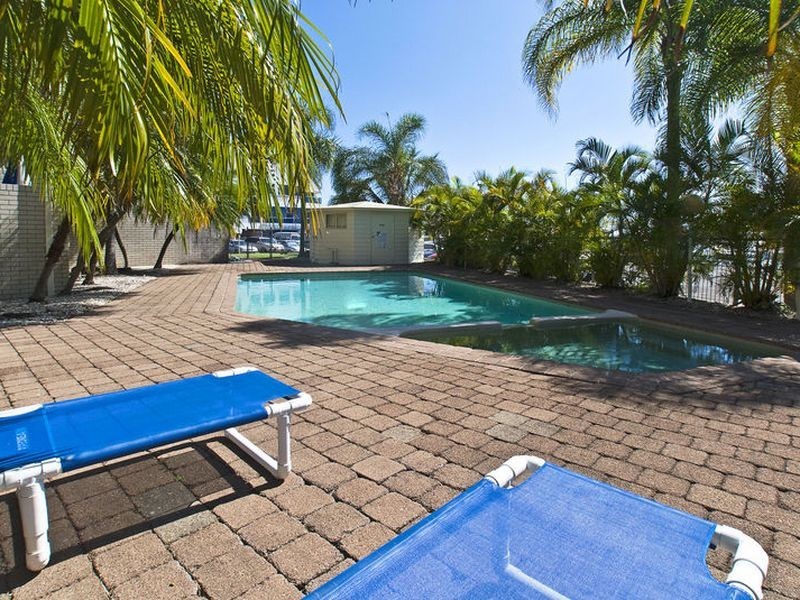 21/249 Bayview St, Runaway Bay QLD 4216
