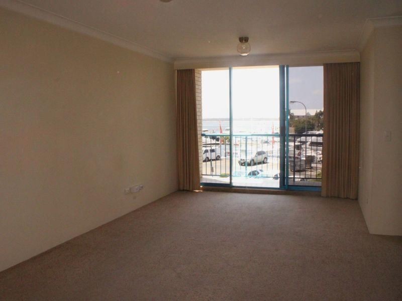 21/249 Bayview St, Runaway Bay QLD 4216