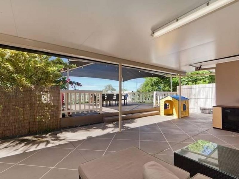 11 Leura Place, Helensvale QLD 4212