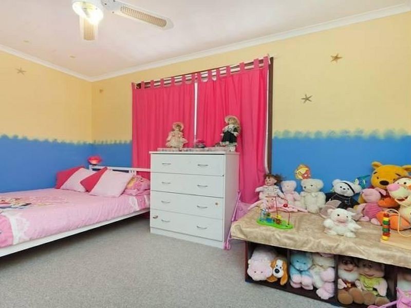11 Leura Place, Helensvale QLD 4212