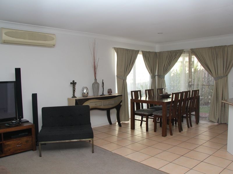 15 Harrow Place, Arundel QLD 4214