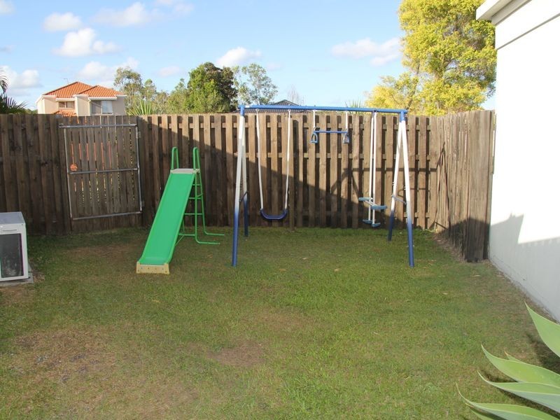 15 Harrow Place, Arundel QLD 4214