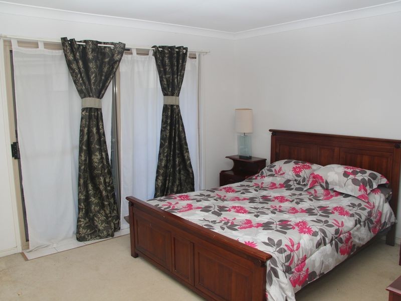 15 Harrow Place, Arundel QLD 4214
