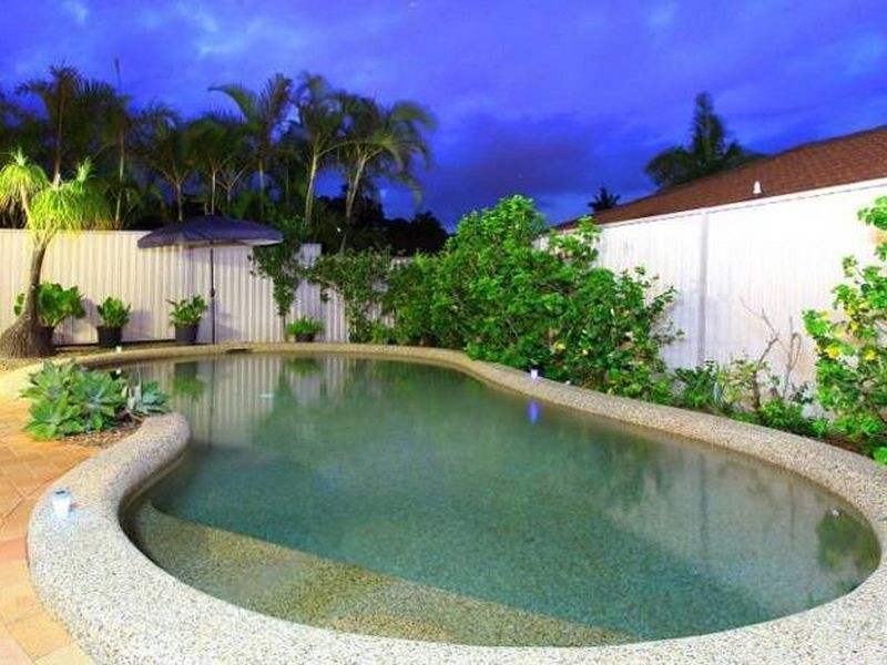 4 Maleny Pl, Helensvale QLD 4212