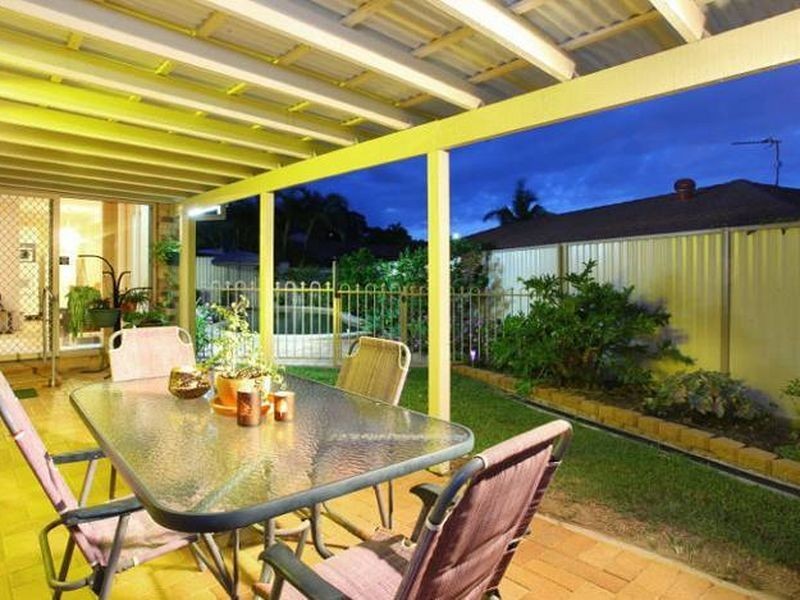 4 Maleny Pl, Helensvale QLD 4212