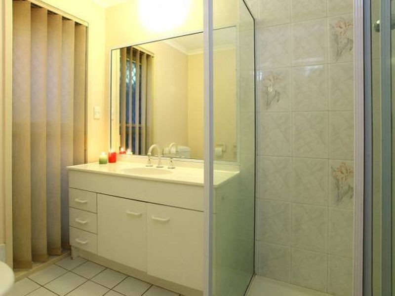 4 Maleny Pl, Helensvale QLD 4212