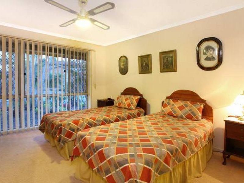 4 Maleny Pl, Helensvale QLD 4212