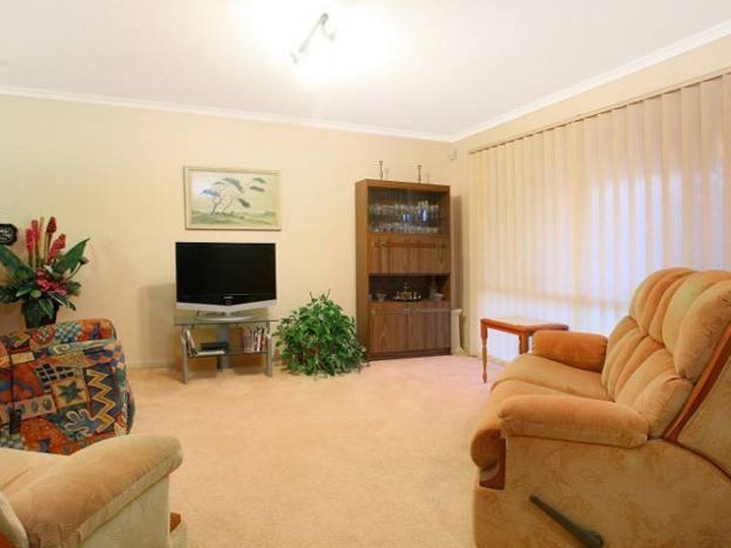 4 Maleny Pl, Helensvale QLD 4212