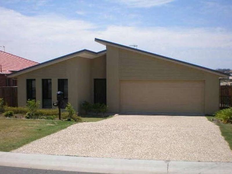 13 Tomah Street, Pacific Pines QLD 4211