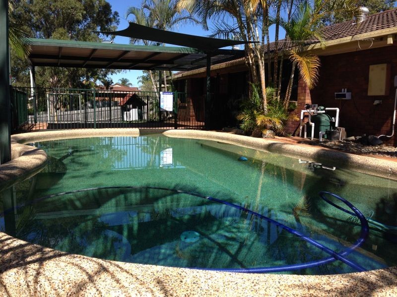 1 Armidale Crescent, Helensvale QLD 4212
