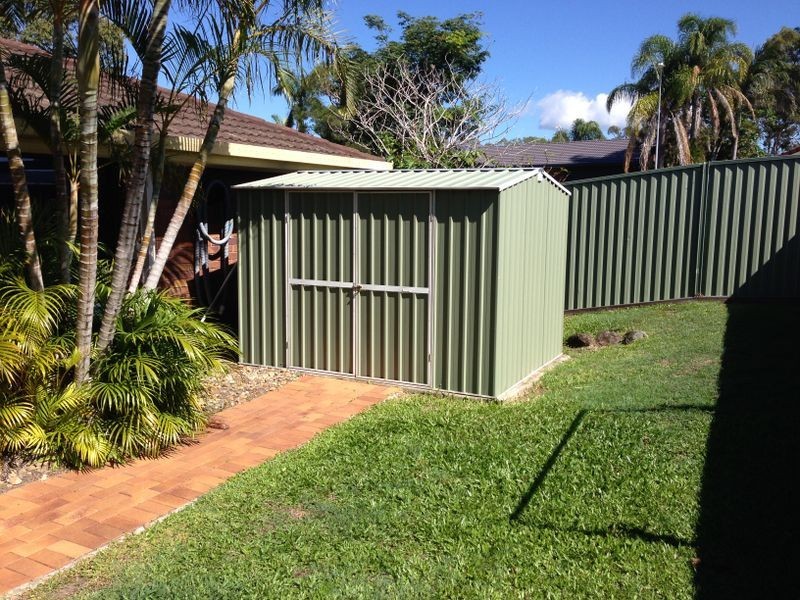 1 Armidale Crescent, Helensvale QLD 4212