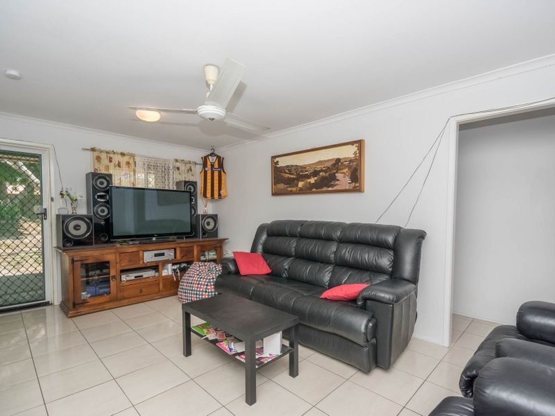 74 Parkes Drive, Helensvale QLD 4212