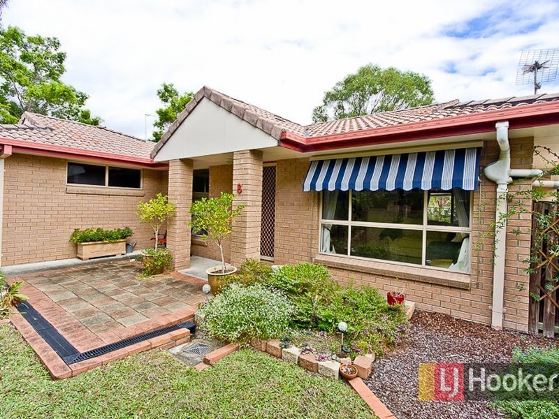 8 Takahe Street, Pacific Pines QLD 4211