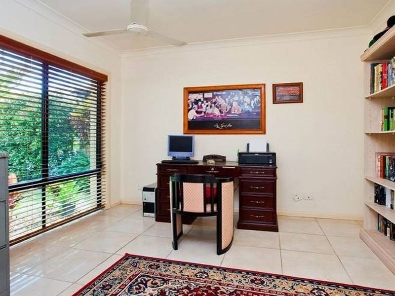 6 Joel Court, Monterey Keys QLD 4212