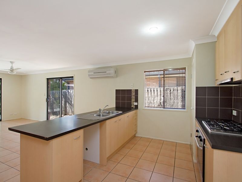 4a Hatutu Street, Pacific Pines QLD 4211