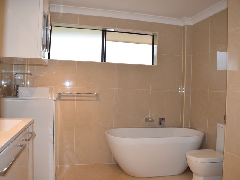 4/17 Duet Drive, Mermaid Waters QLD 4218