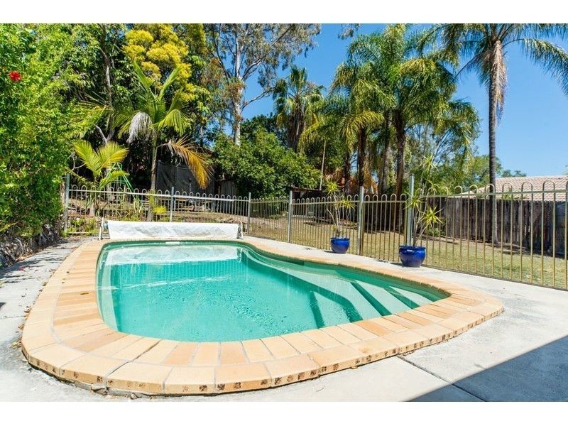 49 Stretton Drive, Helensvale QLD 4212