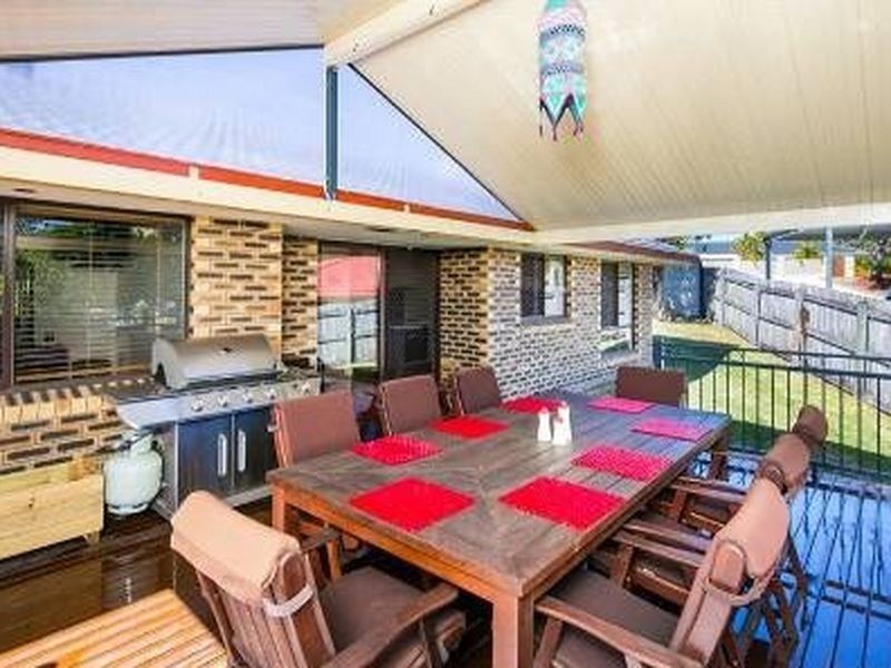 44 Ridgevale Drive, Helensvale QLD 4212