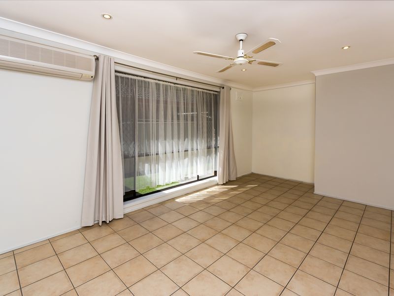 5 Midvale Place, Helensvale QLD 4212