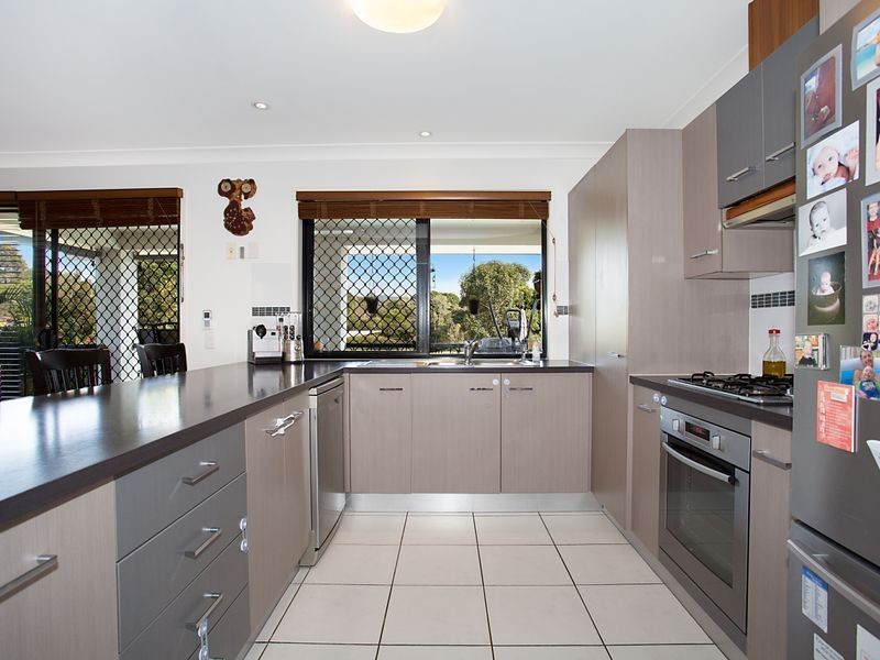 2 Nara Crescent, Oxenford QLD 4210