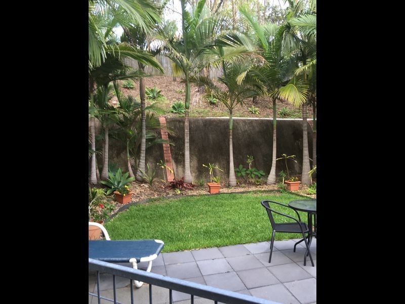 16 Drysdale Lane, Parkwood QLD 4214