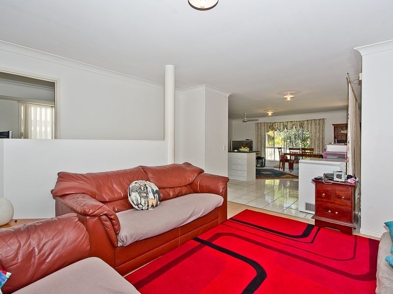 14 Cootharaba Drive, Helensvale QLD 4212