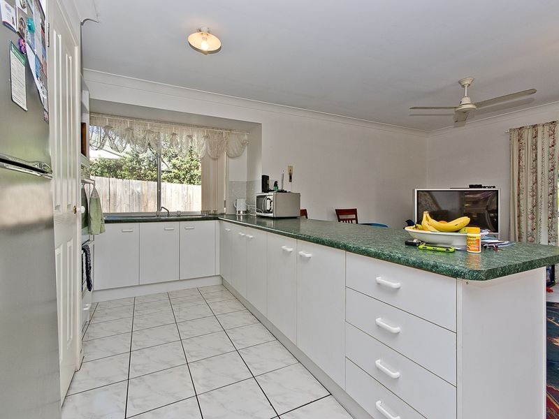 14 Cootharaba Drive, Helensvale QLD 4212