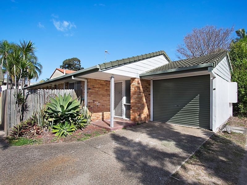 10/26 Government Road, Labrador QLD 4215