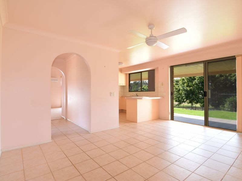 153 Mildura drive, Helensvale QLD 4212