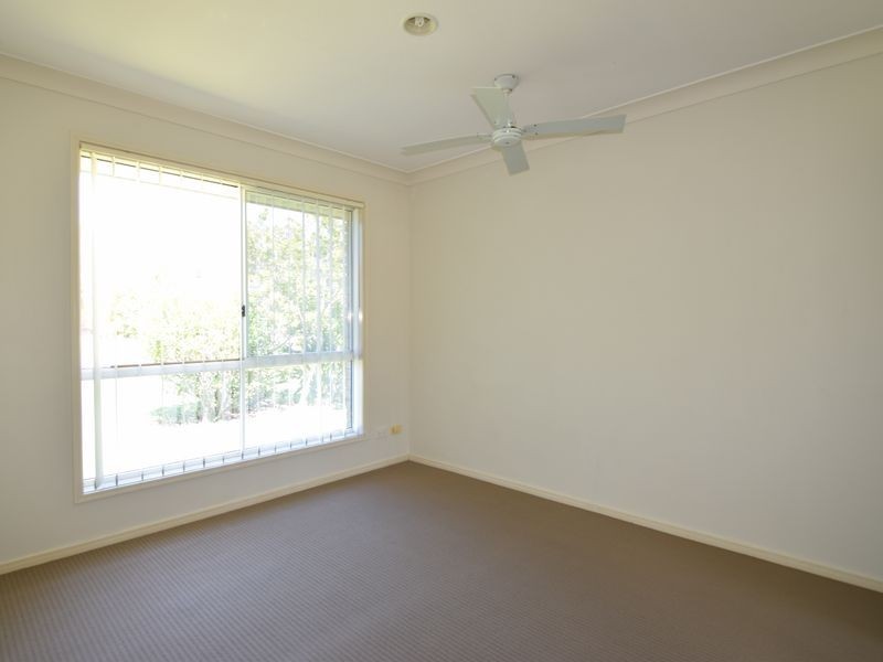 5 Rosswood Court, Helensvale QLD 4212