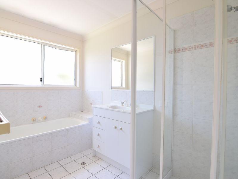 5 Rosswood Court, Helensvale QLD 4212