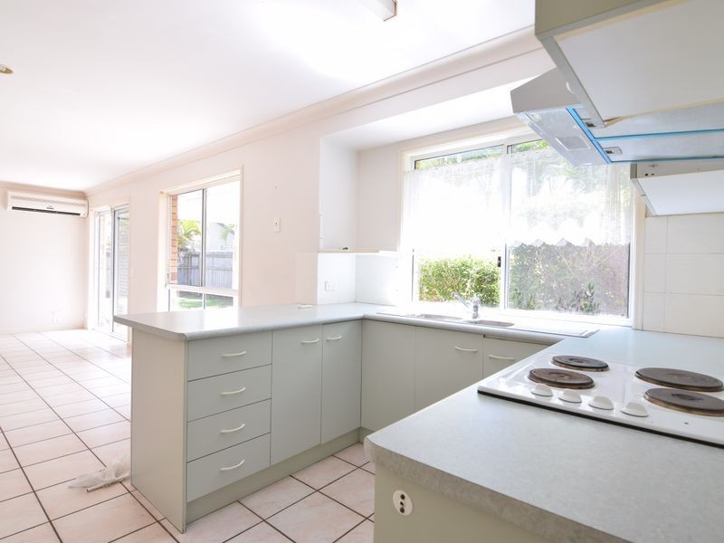 5 Rosswood Court, Helensvale QLD 4212