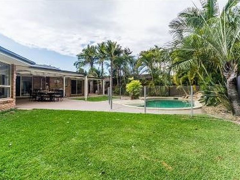 36 Urangan Court, Helensvale QLD 4212