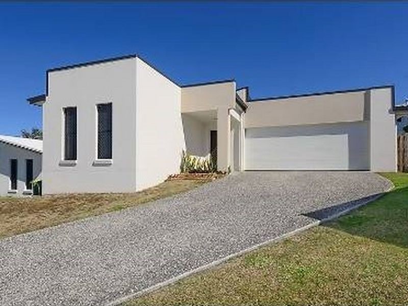 5 Mac Close, Oxenford QLD 4210