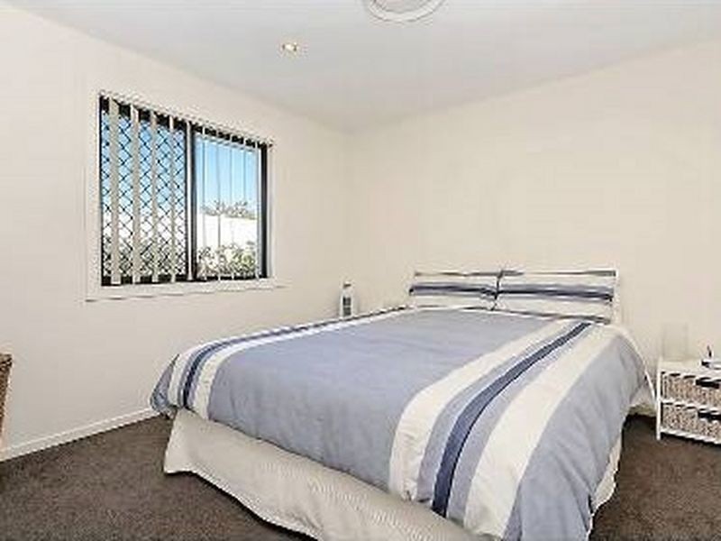5 Mac Close, Oxenford QLD 4210