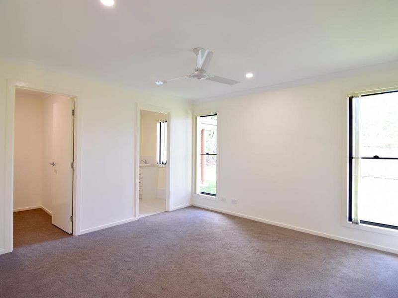 43 Mildura Drive, Helensvale QLD 4212