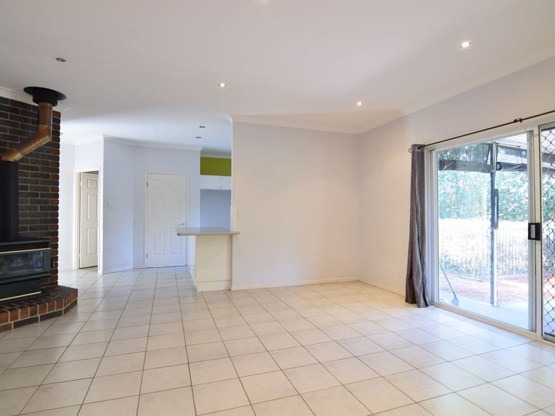 35 Corringle Close, Helensvale QLD 4212