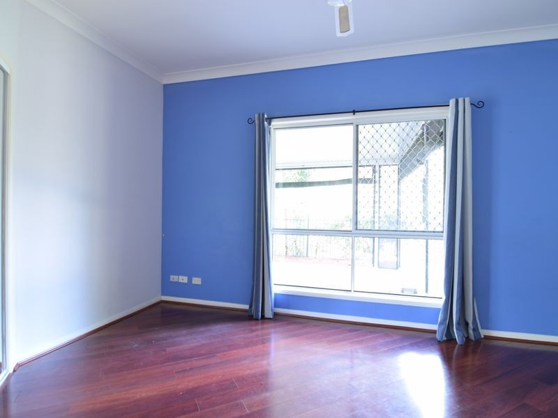 35 Corringle Close, Helensvale QLD 4212