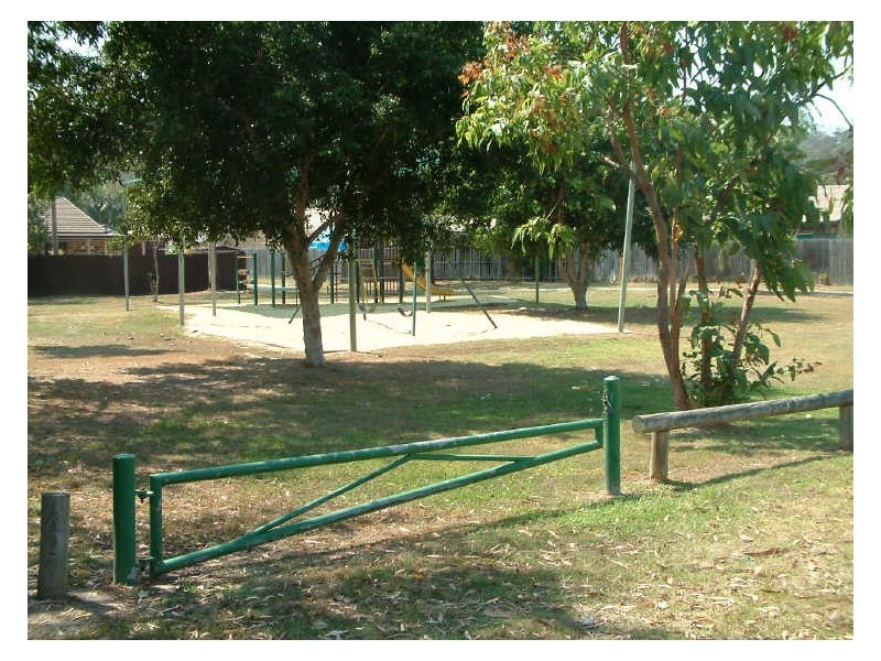 2/108 Riveroak Drive, Helensvale QLD 4212