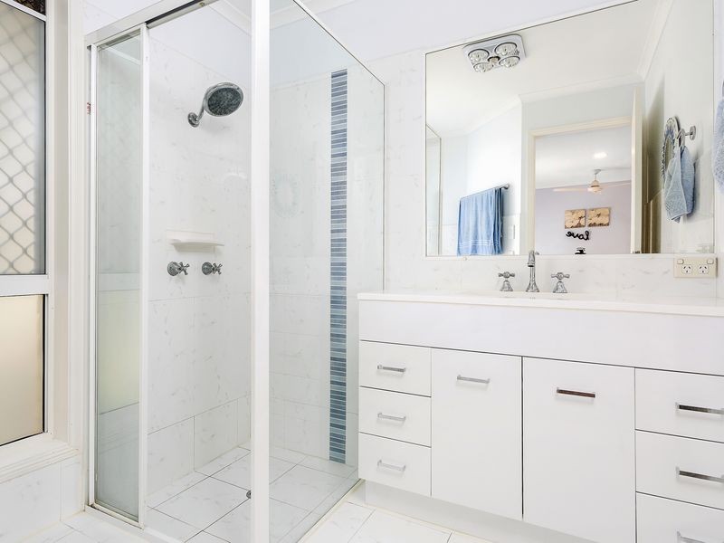 29 Cootharaba Drive, Helensvale QLD 4212