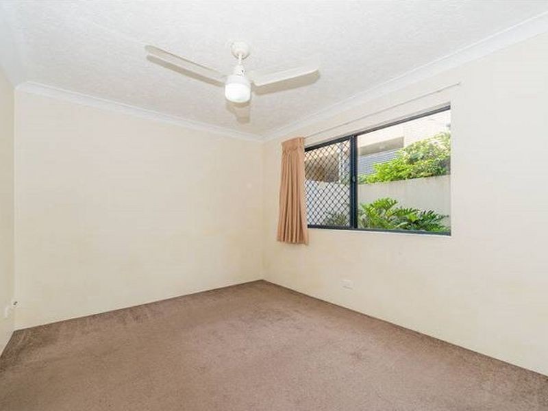 4/32 Bath Street, Labrador QLD 4215