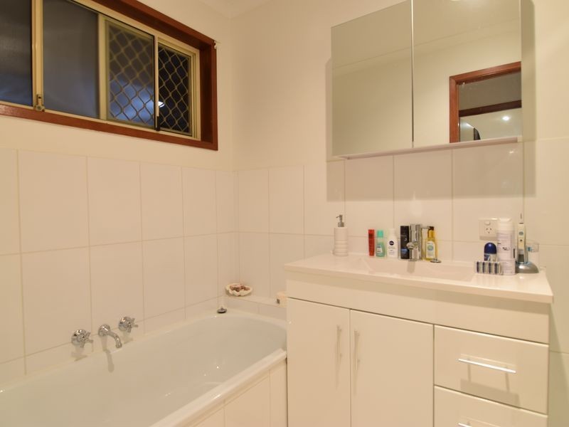 1/20 Paramount Place, Oxenford QLD 4210