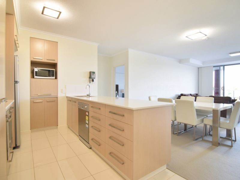 242/135 Lakelands Drive, Merrimac QLD 4226