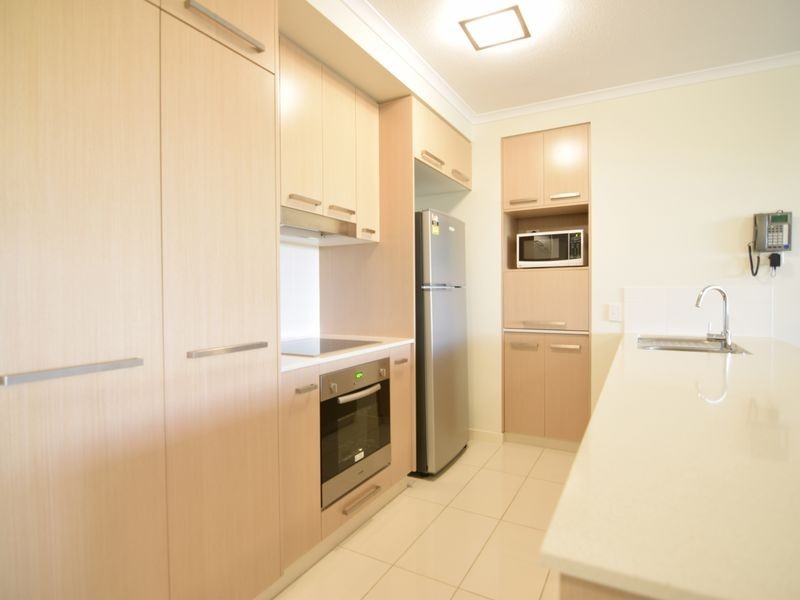 242/135 Lakelands Drive, Merrimac QLD 4226